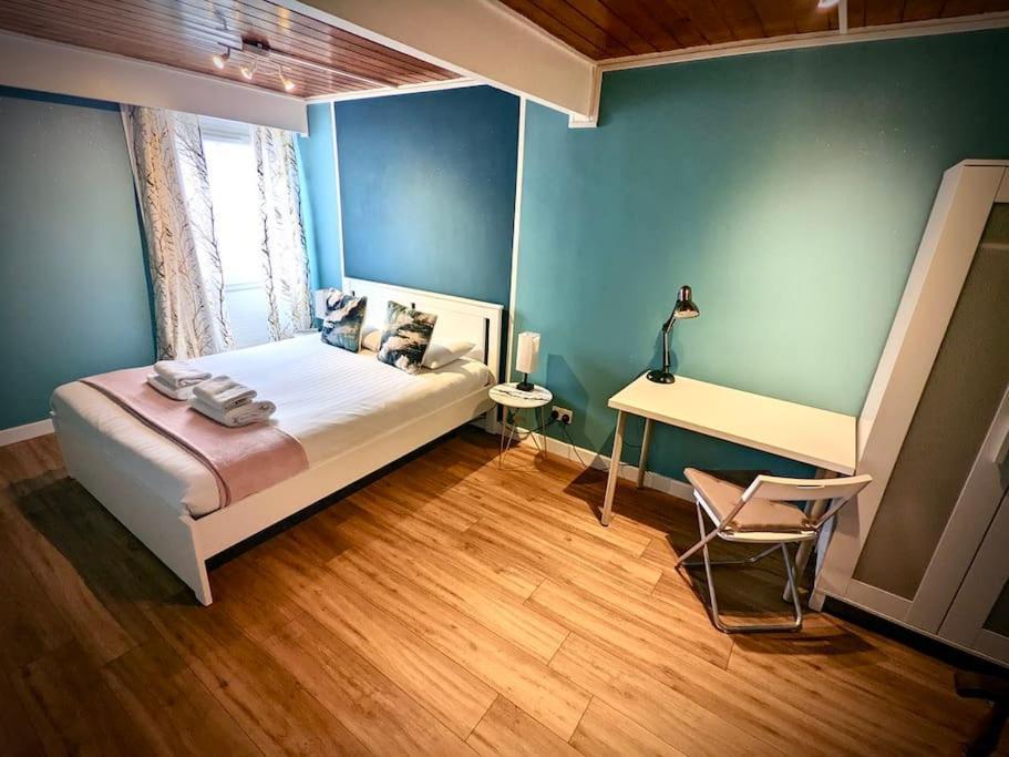 Cosy 2-Bedroom House In Leith Единбург Екстериор снимка